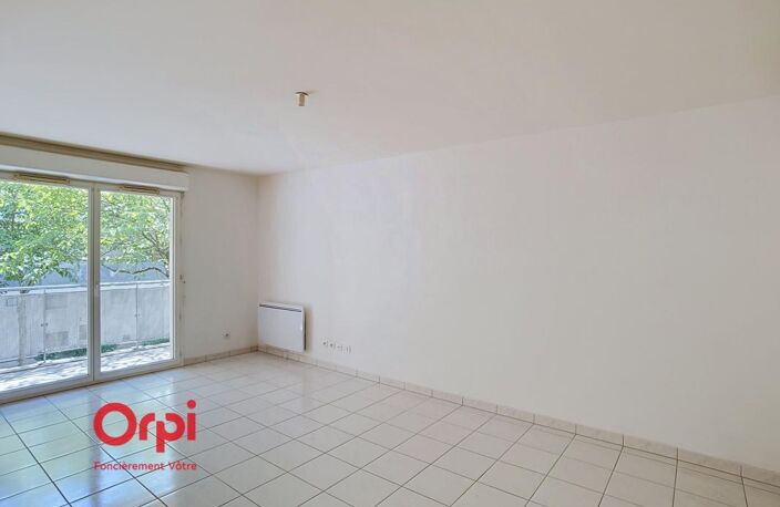 Appartement T3 à louer, idéalement situé sur l'Ile de Nantes (machines) — photo 3