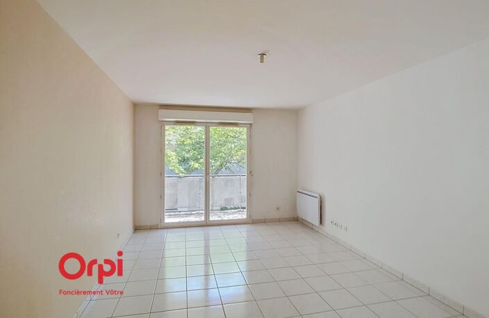 Appartement T3 à louer, idéalement situé sur l'Ile de Nantes (machines) — photo 4