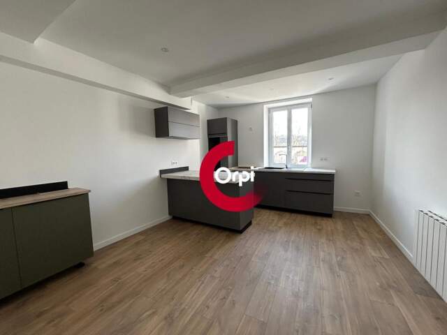 Appartement À Louer — photo du bien