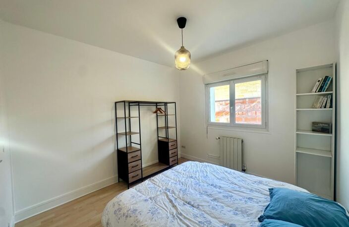 Appartement T3 Meublé  à Louer 75 m² / Terrasse — photo 5