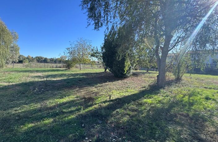 Terrain à bâtir 1 646 m² – Plat – Viabilisé en bordure – Sans vis-à-vis — photo 2