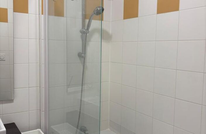 Appartement T2 MEUBLE - Bas Floirac — photo 5
