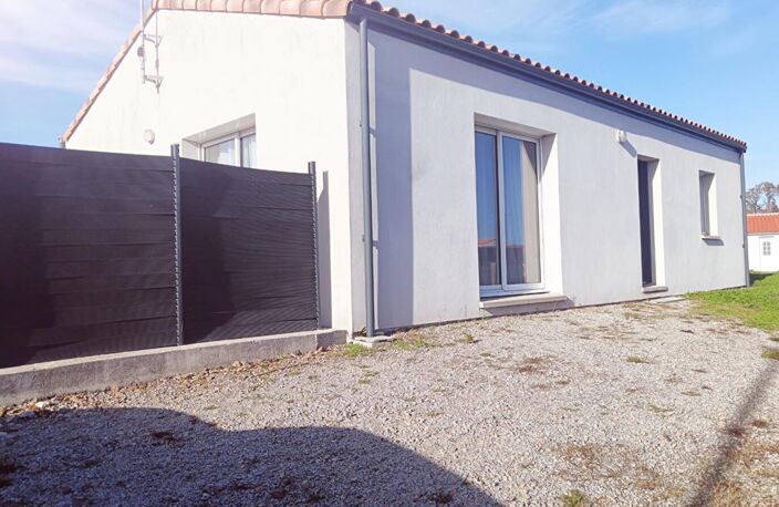 Maison 2 chambres - CHALLANS - 204250  TTC — photo 2