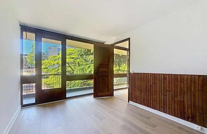 Appartement 3 chambres - 92 m2 - Balcon - parking - cave — photo 4