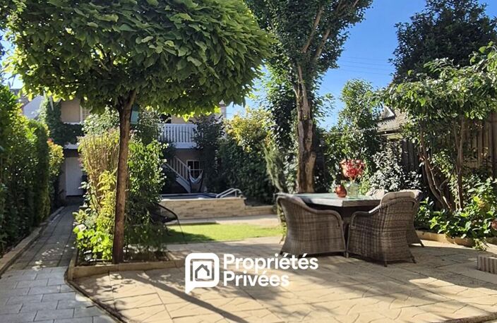 Maison de ville bourgeoise Chalons En Champagne 6 pièce(s) 150 m2 — photo 2
