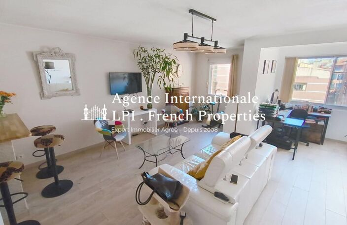 Appartement  de 94m² - Résidence sécurisée avec ascenseur  - Proche place de la République  - PERPIGNAN — photo 2