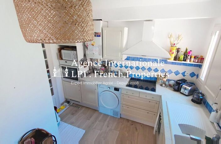 Appartement  de 94m² - Résidence sécurisée avec ascenseur  - Proche place de la République  - PERPIGNAN — photo 3