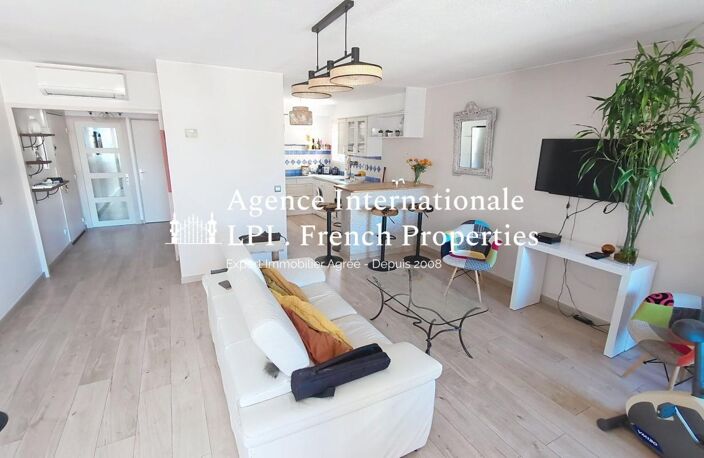 Appartement  de 94m² - Résidence sécurisée avec ascenseur  - Proche place de la République  - PERPIGNAN — photo 5