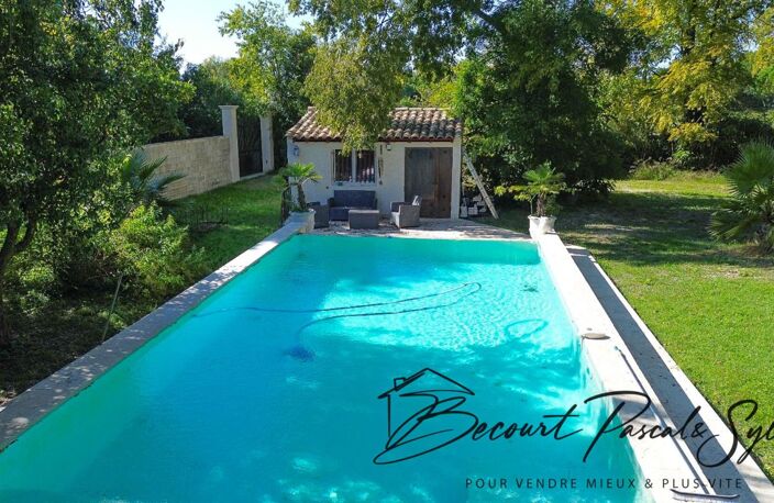 Appartement  dans un château du 16ème siècle Le Pontet 5 pièce(s) 184 m2 piscine et parc — photo 3