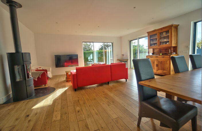 GUÉRANDE CENTRE - Spacieuse maison familiale de 209 m² aux multiples possibilités — photo 2