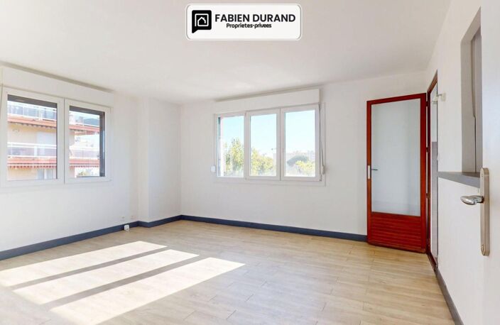 Appartement T3 traversant 72 m² avec Cave et Parking — photo 5