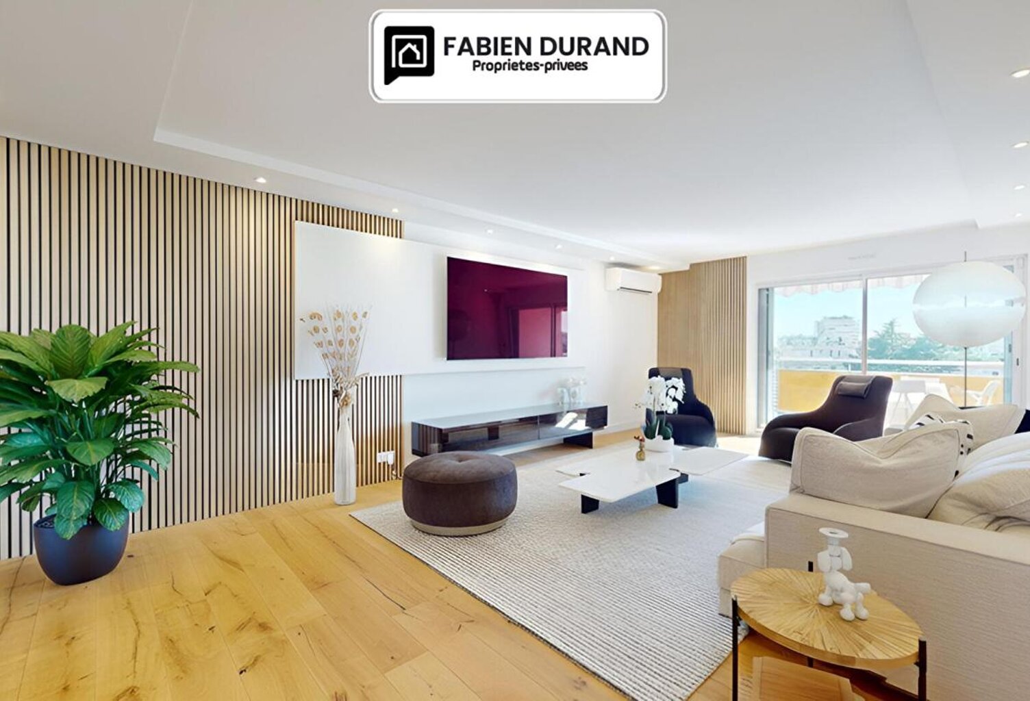 Appartement Unique à Frejus  Plage 3 pièce(s) 70 m2 avec Garage Cave Parking — photo 1