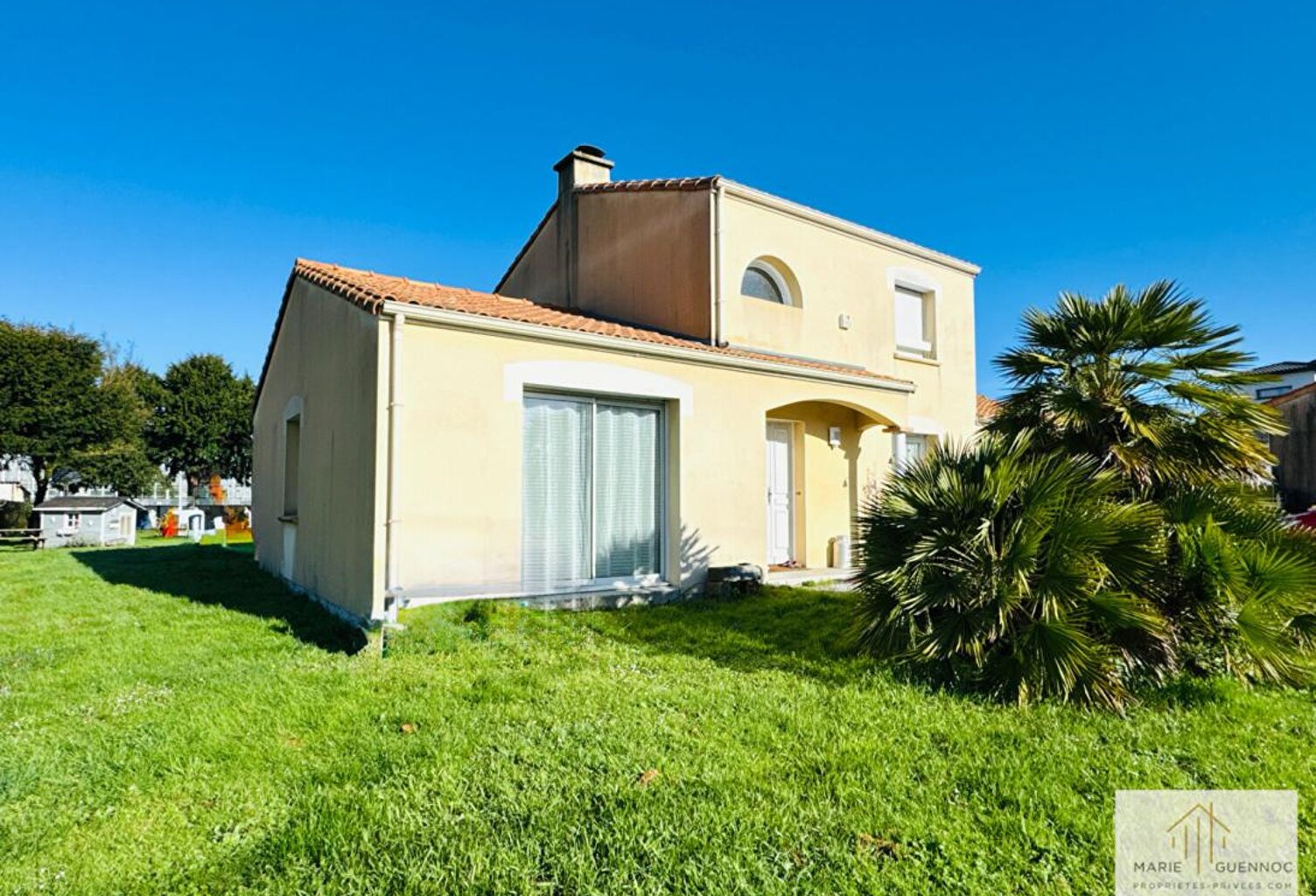 Maison familiale 7 pièces avec double garage située à Basse-Goulaine — photo 1