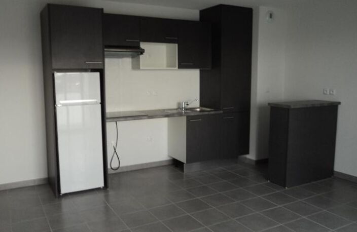 Location appartement 3 pièces 60 m² à Toulouse (31200) — photo 3