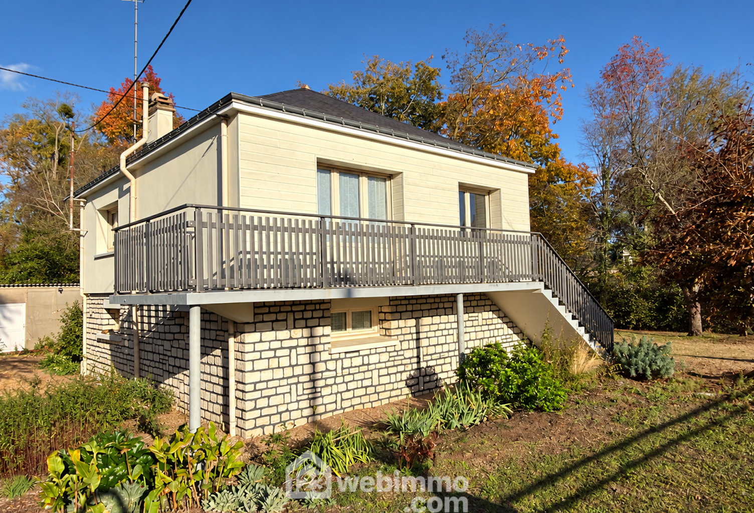 Maison - 110m² - Mazé-Milon — photo 1