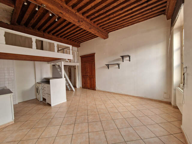 Canut T1 en rez de chaussée — photo du bien