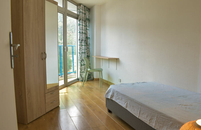 Appartement au pied de la fac de Saint Denis — photo 5
