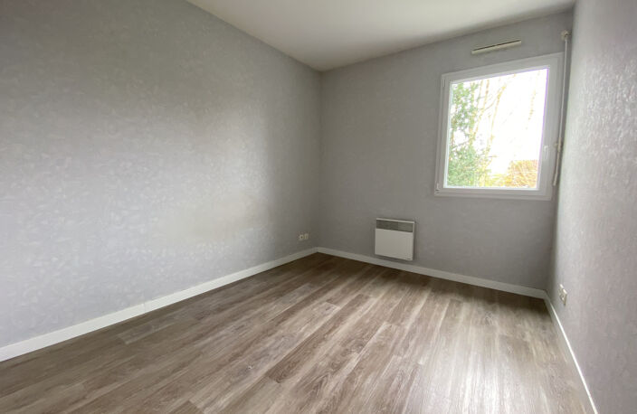 T2 - 34.84m2 - 40 rue ALEXANDRE FOURNY à SAINT SEBASTIEN SUR — photo 3
