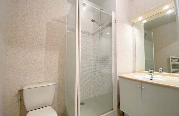 T2 - 34.84m2 - 40 rue ALEXANDRE FOURNY à SAINT SEBASTIEN SUR — photo 4