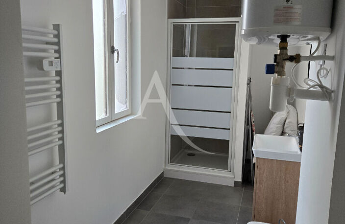 Appartement Carmaux 1 pièce(s) 26.50 m2 — photo 3