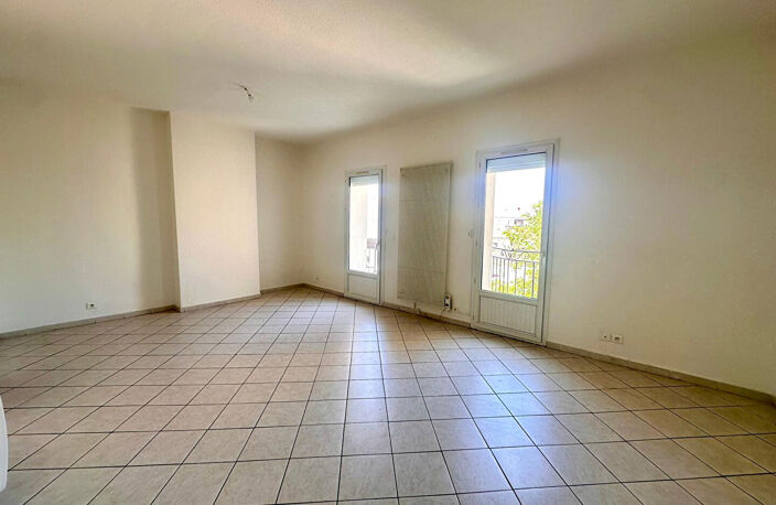 À LOUER Spacieux appartement 4 pièces 90 m²  Proche gare et centre-ville — photo 2