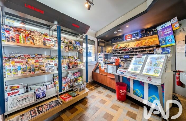 Vente Boutique/Local commercial 240 m&sup2; — photo 2