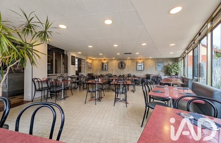 Vente Boutique/Local commercial 240 m&sup2; — photo 3