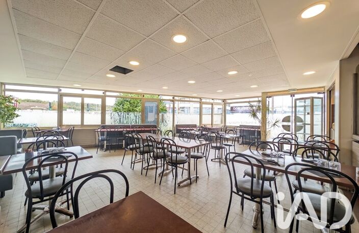 Vente Boutique/Local commercial 240 m&sup2; — photo 4
