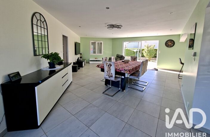 Vente Maison/villa 5 pièces — photo 2