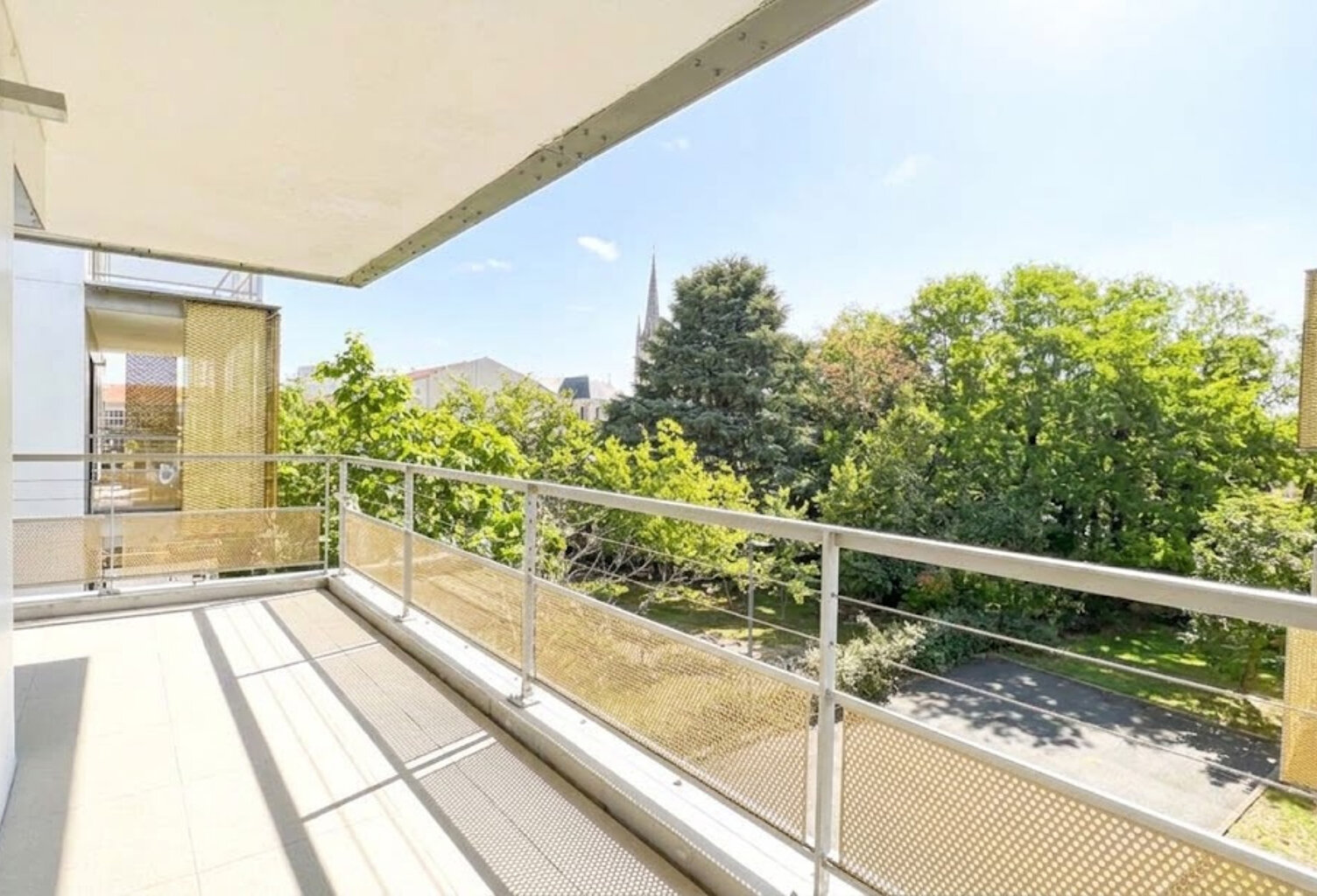 CAUDERAN CENTRE - Résidence Standing - Appartement T1 (30m2) — photo 1