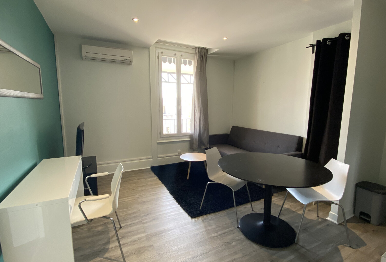 Appartement  T1 meublé à louer à lyon 6ème avenue thiers, cl — photo 1