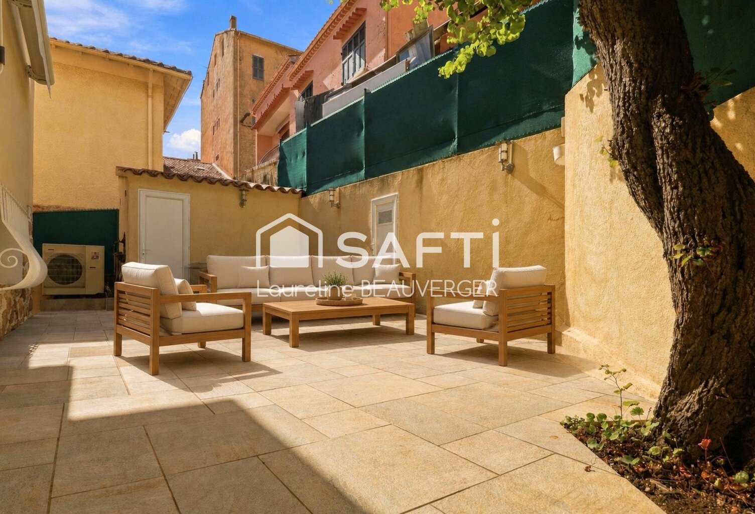 Appartement rez de jardin en centre-ville — photo 1