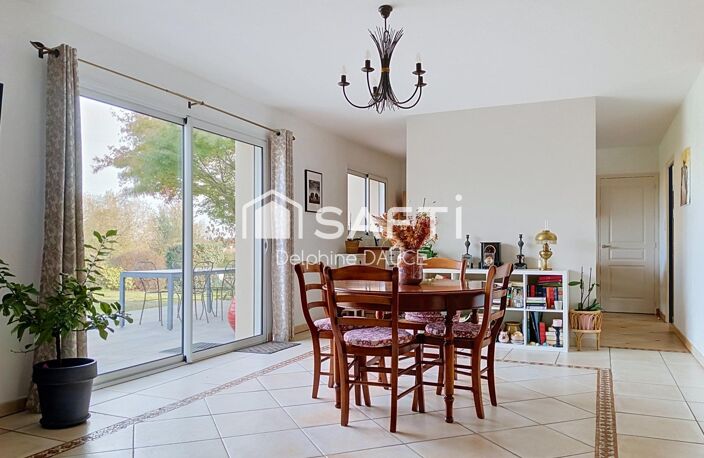 Maison familiale de 145 m² avec 4 chambres, géothermie et panneaux photovoltaïques  Liré (49270) — photo 5