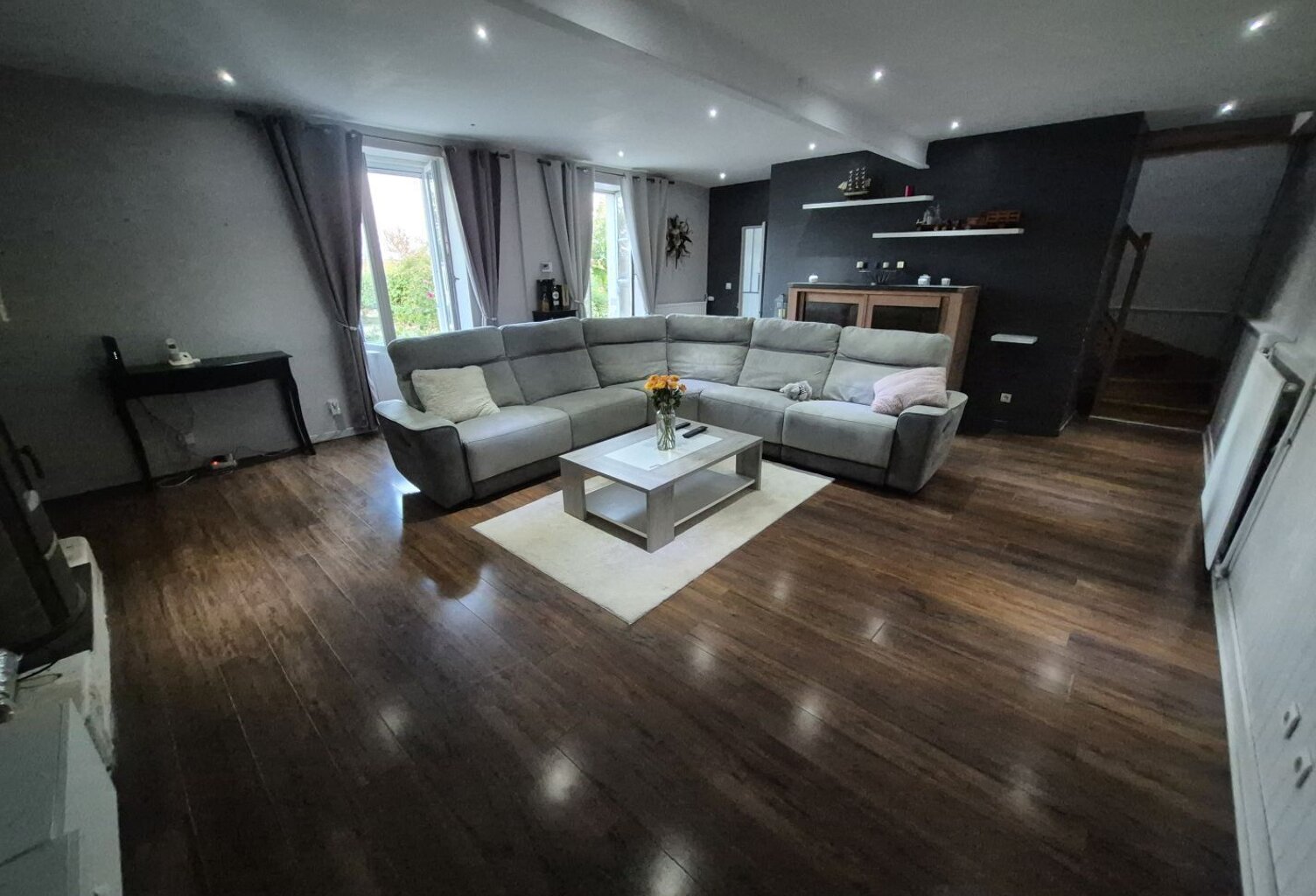 Maison — photo 1