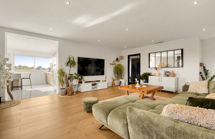 MAISON T4 130 M2 SUR UN TERRAIN DE 530 M2 AVEC PISICNE — photo 4