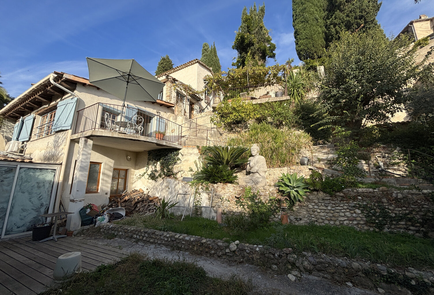 Haut de Cagnes charmante maison atypique 120 m2 avec jardin — photo 1
