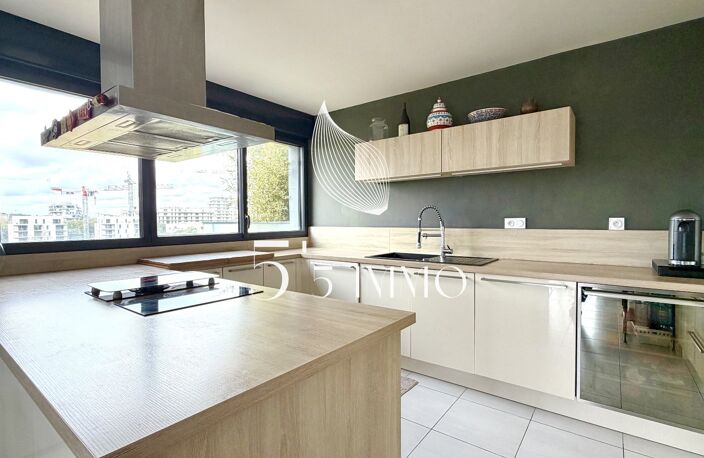 DERNIER ETAGE - FACE PARC MARIANNE — photo 2