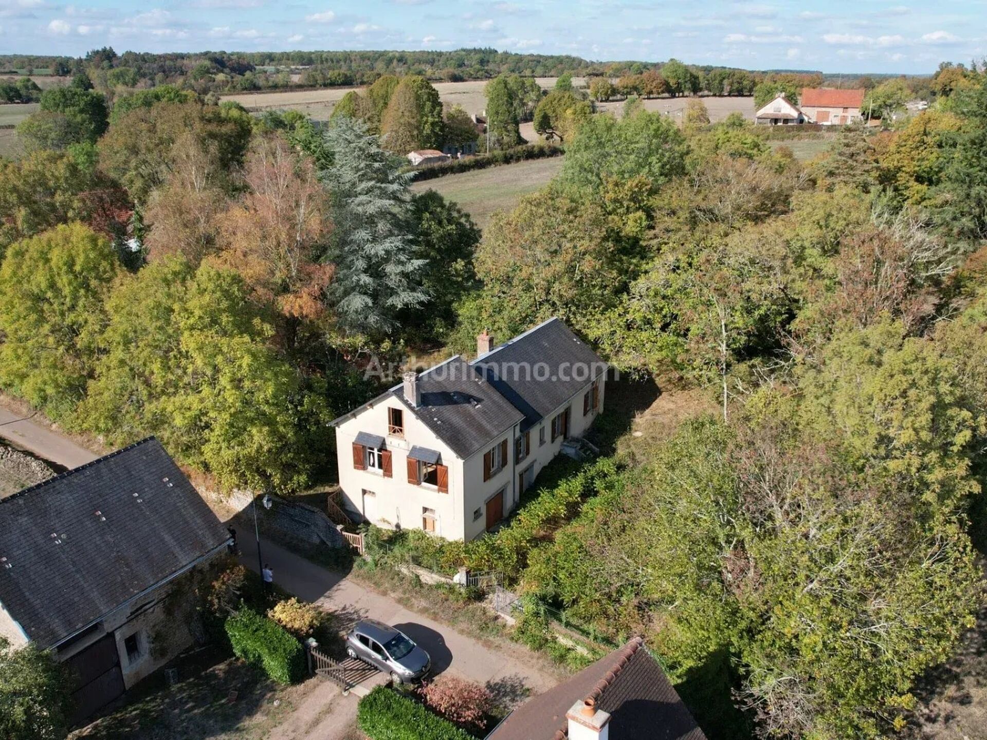 Maison 6 pièces 115 m² · à Bard-le-Régulier · 115 m² · 85 000 €