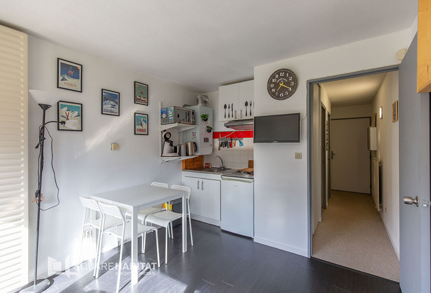[A VENDRE] Studio rénové avec balcon, parking couvert et cellier — photo 1