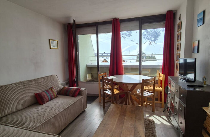 [A vendre] STUDIO AVEC ALCÔVE ! PLEIN SUD ! VUE CÔTÉ PISTES ! LA MONGIE — photo 2