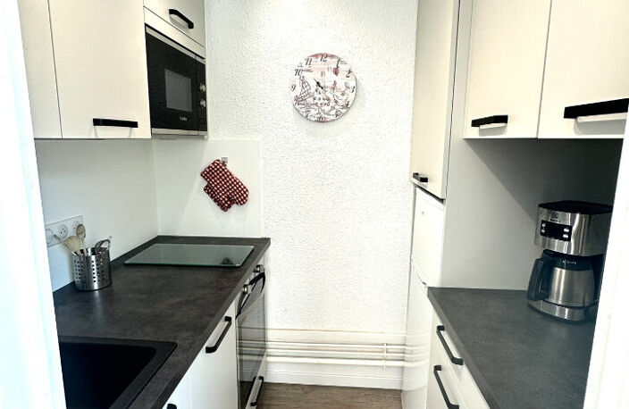 Studio rénové avec Parking couvert et sécurisé ainsi qu'un casier à skis privatif. Résidence Mongie 1800. Idéal  pour investissement locatif (32.1 m²) — photo 4