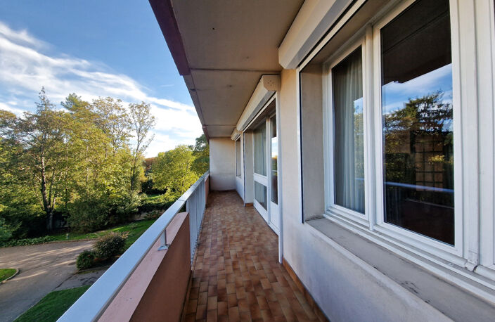 Grand T3 au coeur de Couzon au mont d'or — photo 4