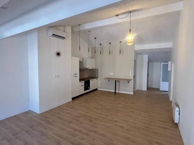Appartement T2 entièrement rénové   dernier étage compris él — photo du bien