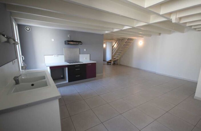 Location appartement 4 pièces 98 m² à Portiragnes (34420) — photo 2