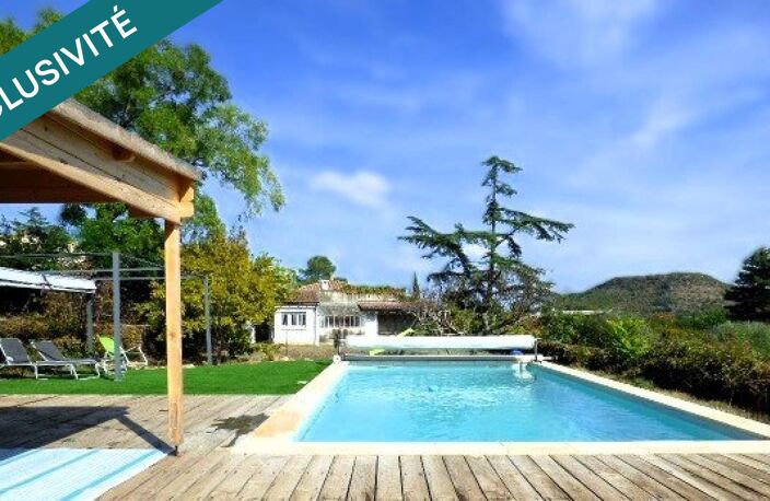 LES VANS  Maison de 170m2 avce Piscine et Jardin de 1620m2 — photo 2