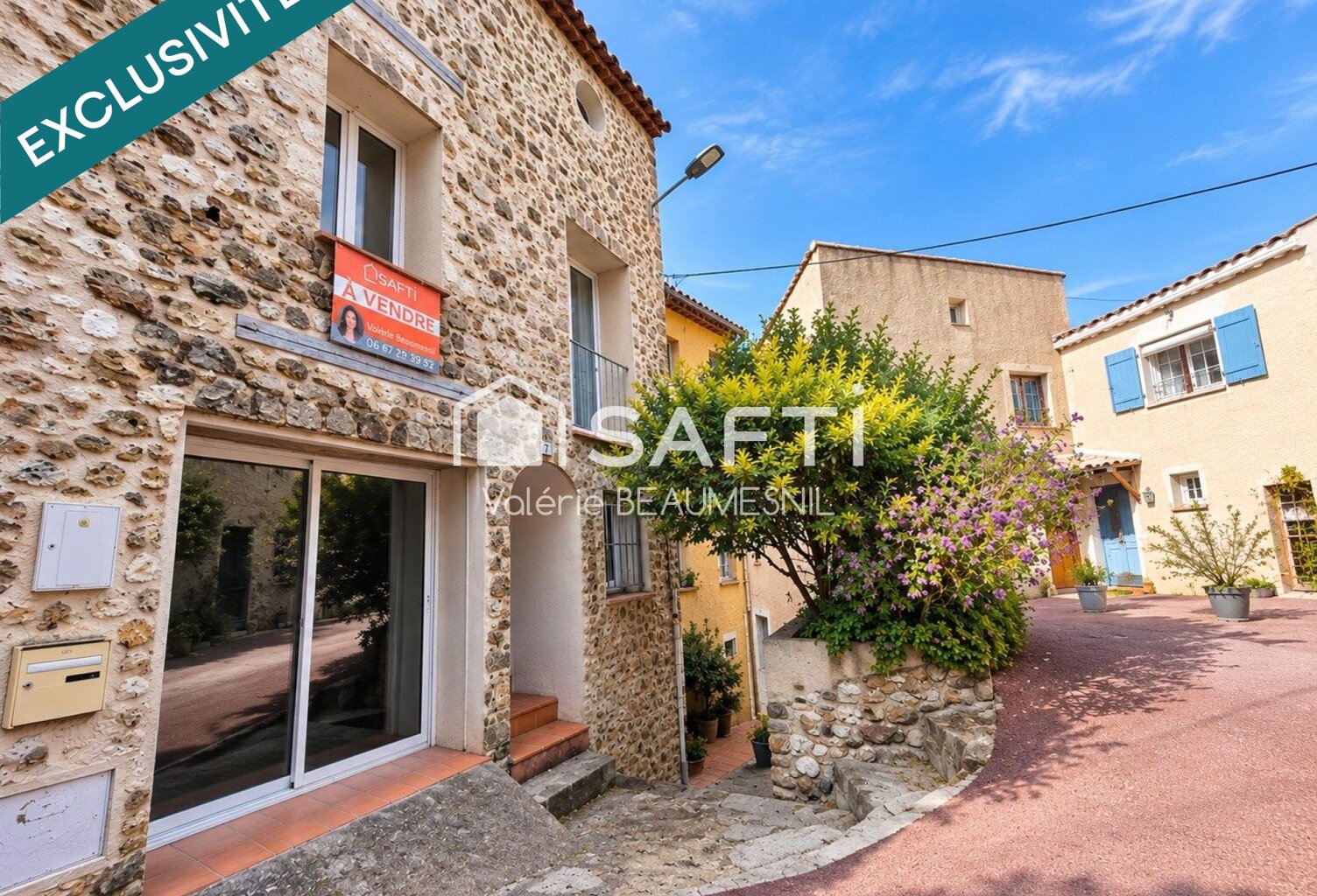 BAGNOLS EN FORET Maison / Appartement triplex centre village - vue panoramique du 2ème étage, idéal 1er achat ou investissement — photo 1