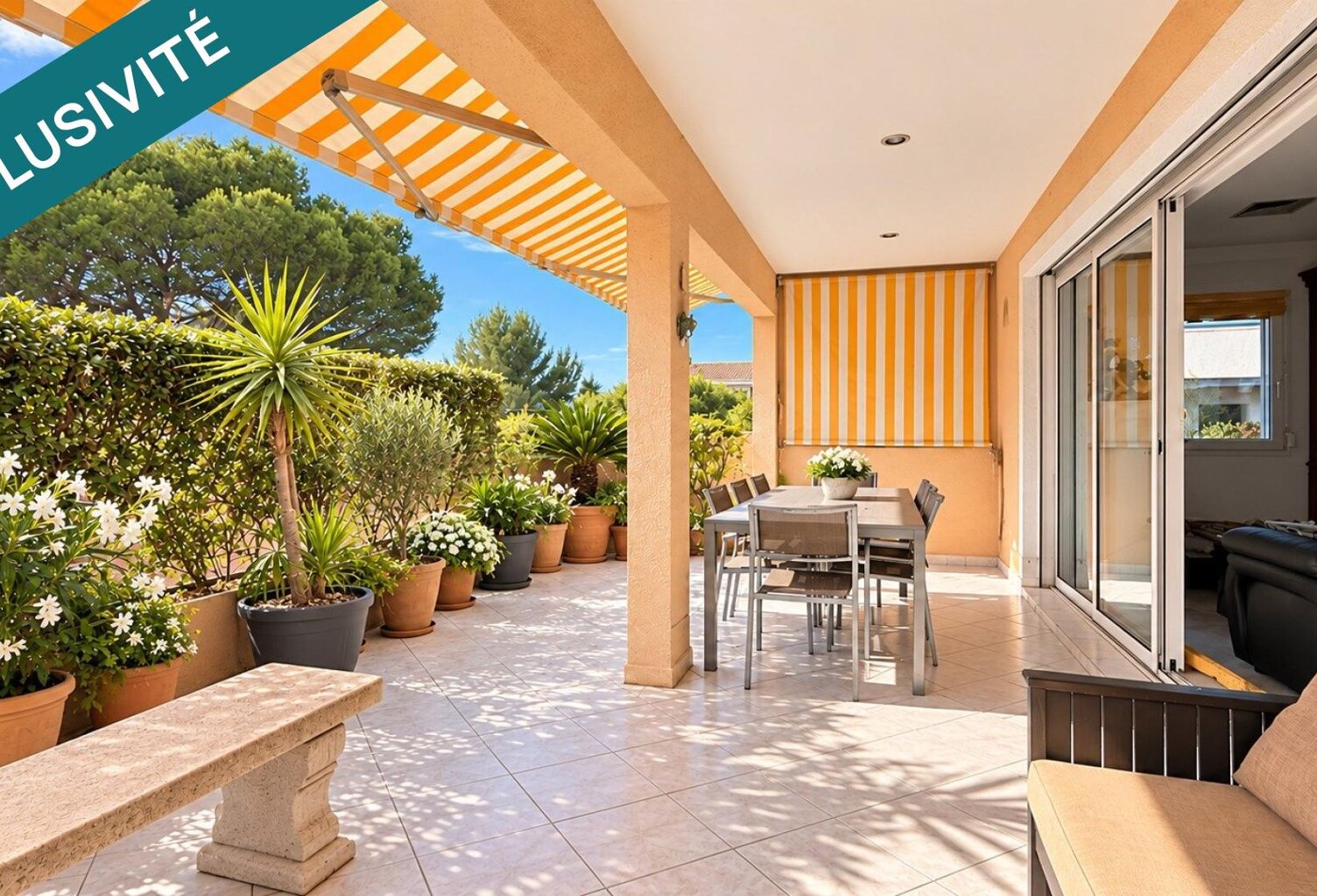 SAINT-RAPHAËL  VILLA SUR LE TOIT AVEC GRANDE TERRASSE — photo 1