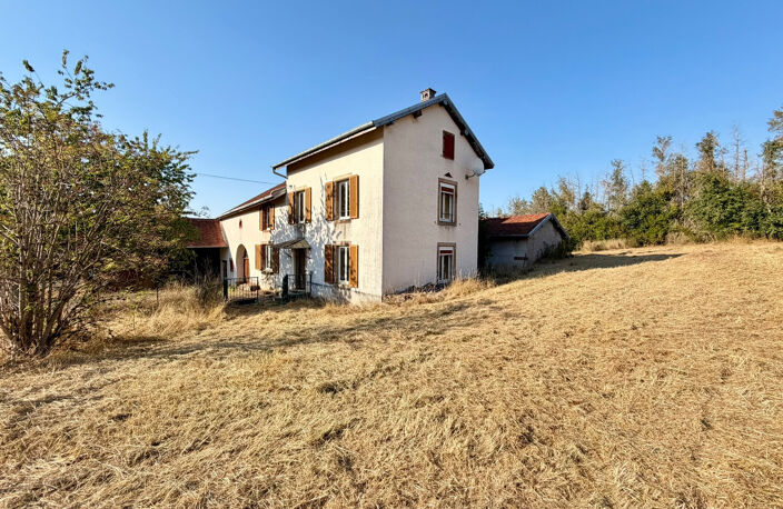 Vente, maison de village, 4 pièces, sur terrain de 28 ares e — photo 3