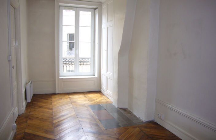 T2 rénové charme de l'ancien — photo 5