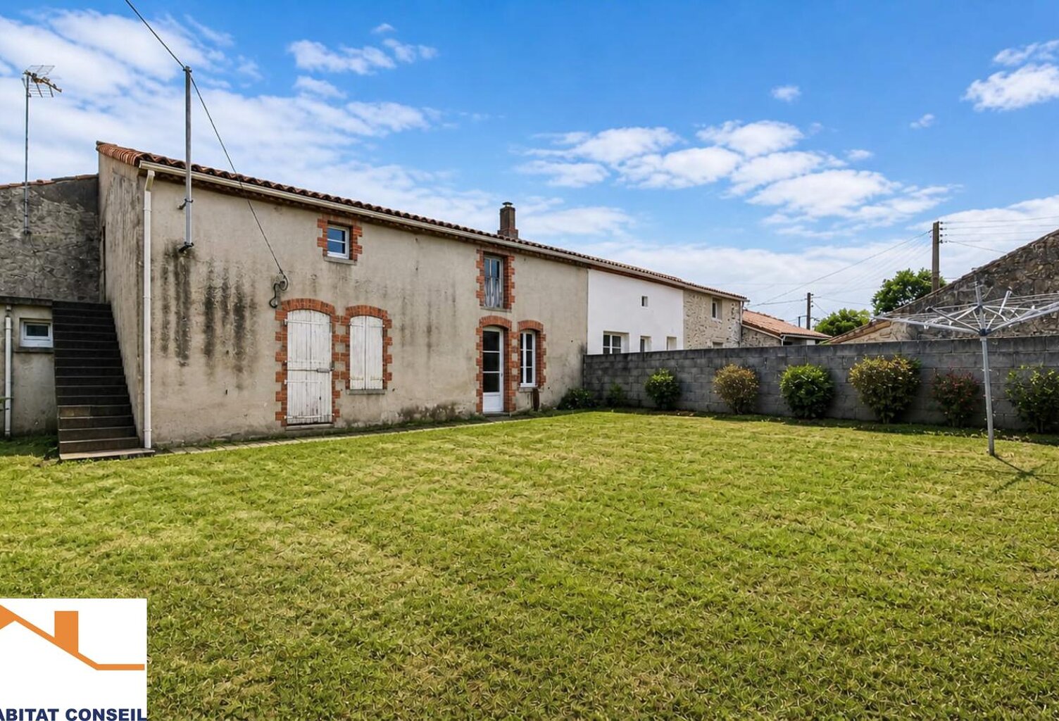 Vente maison 5 pièces 110 m² Le Poiré-sur-Vie (85170) — photo 1